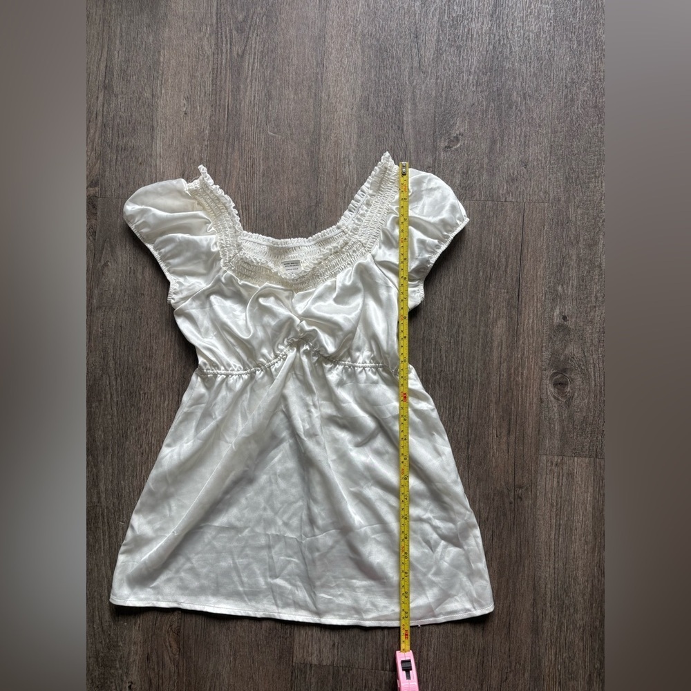 🚫Studio Y Ivory Satin Top🚫 - Picture 4 of 5